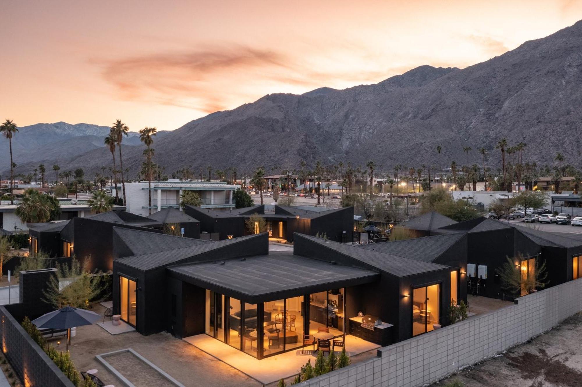 Blackhaus By Avantstay Ada Modern Rooms, Pool & Bbq * Palm Springs