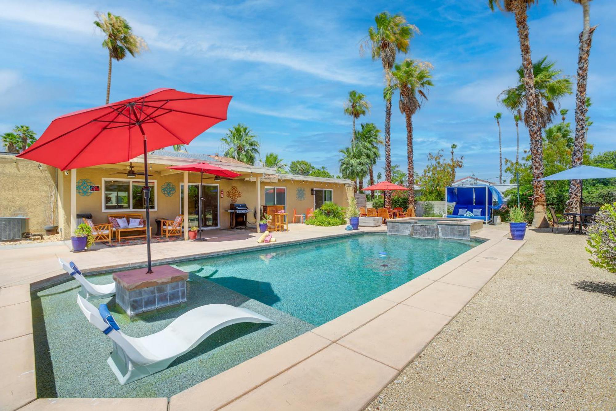 Holiday home Private Pool And Putting Home!