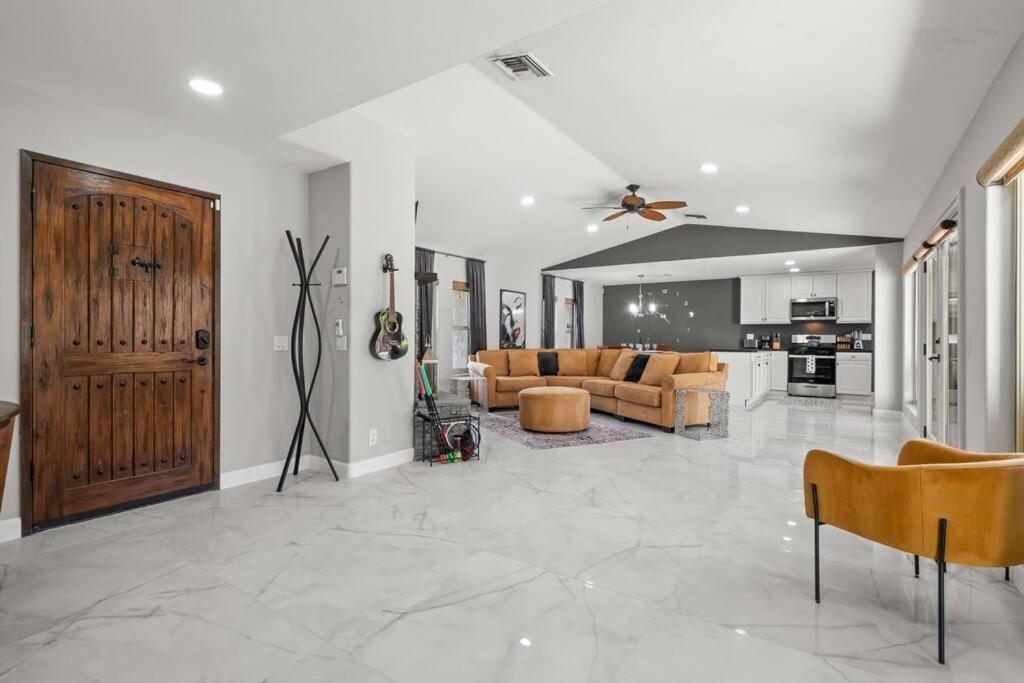 Rockin Palms A New Oasis Holiday home *