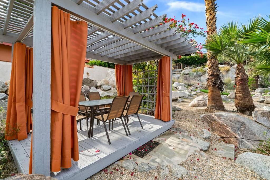 Rockin Palms A New Oasis Holiday home