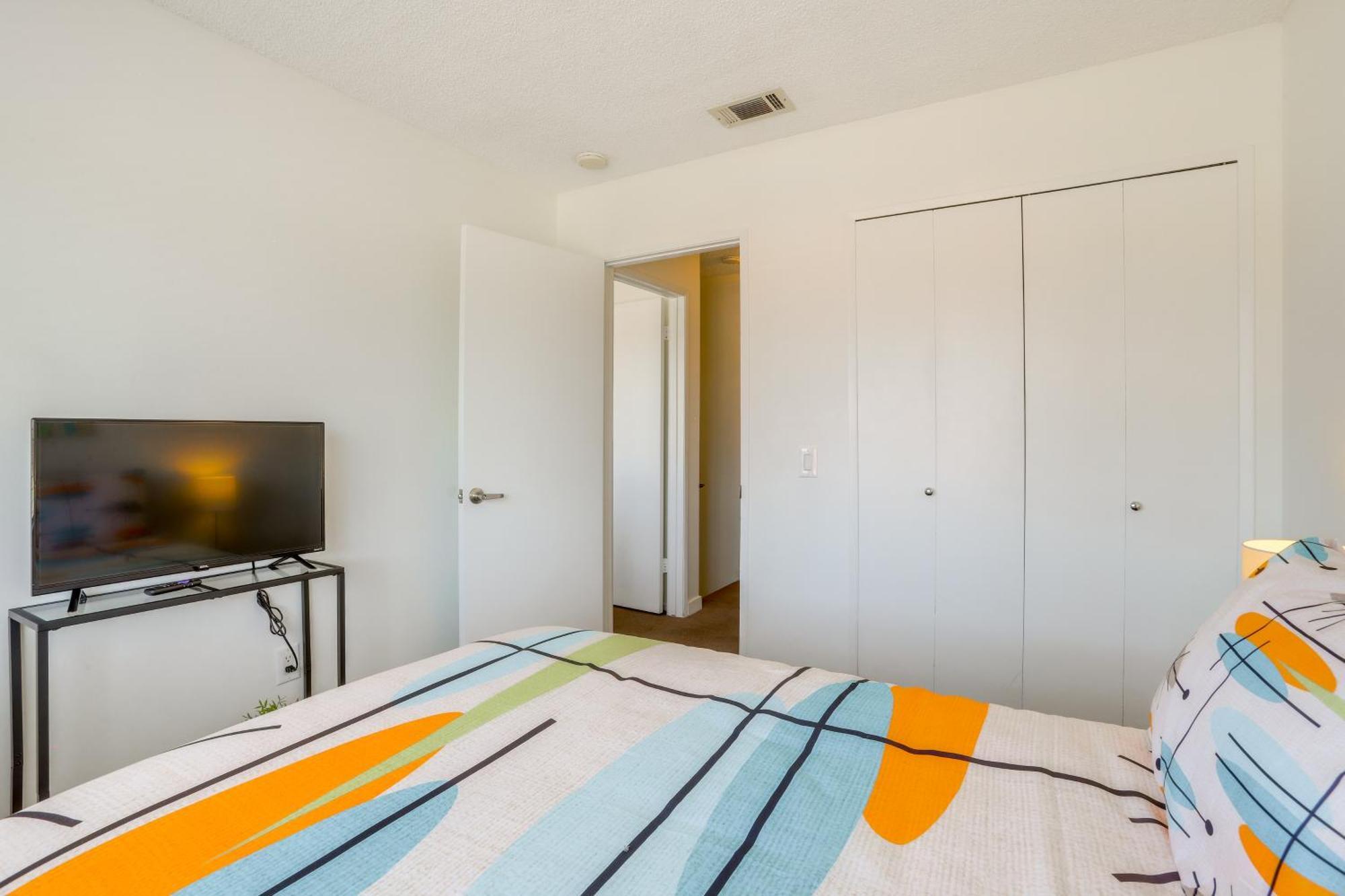 Abode With Pool Access, Near Golfing Apartment