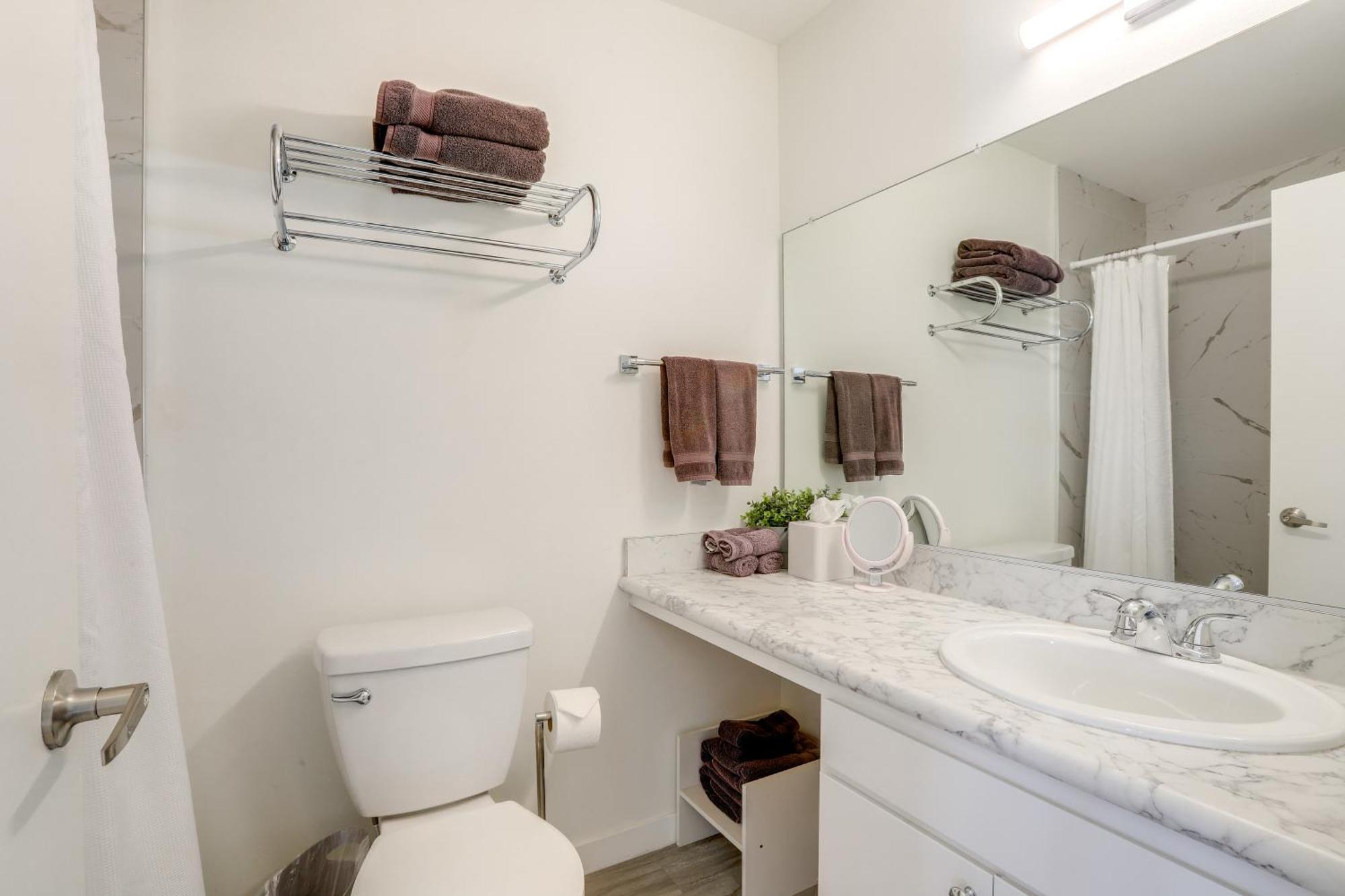 Abode With Pool Access, Near Golfing * Palm Springs
