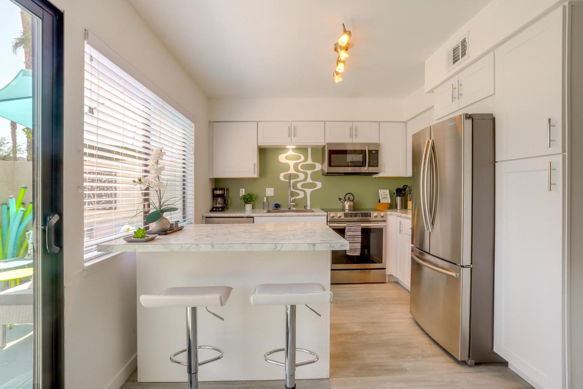 Abode With Pool Access, Near Golfing Apartment