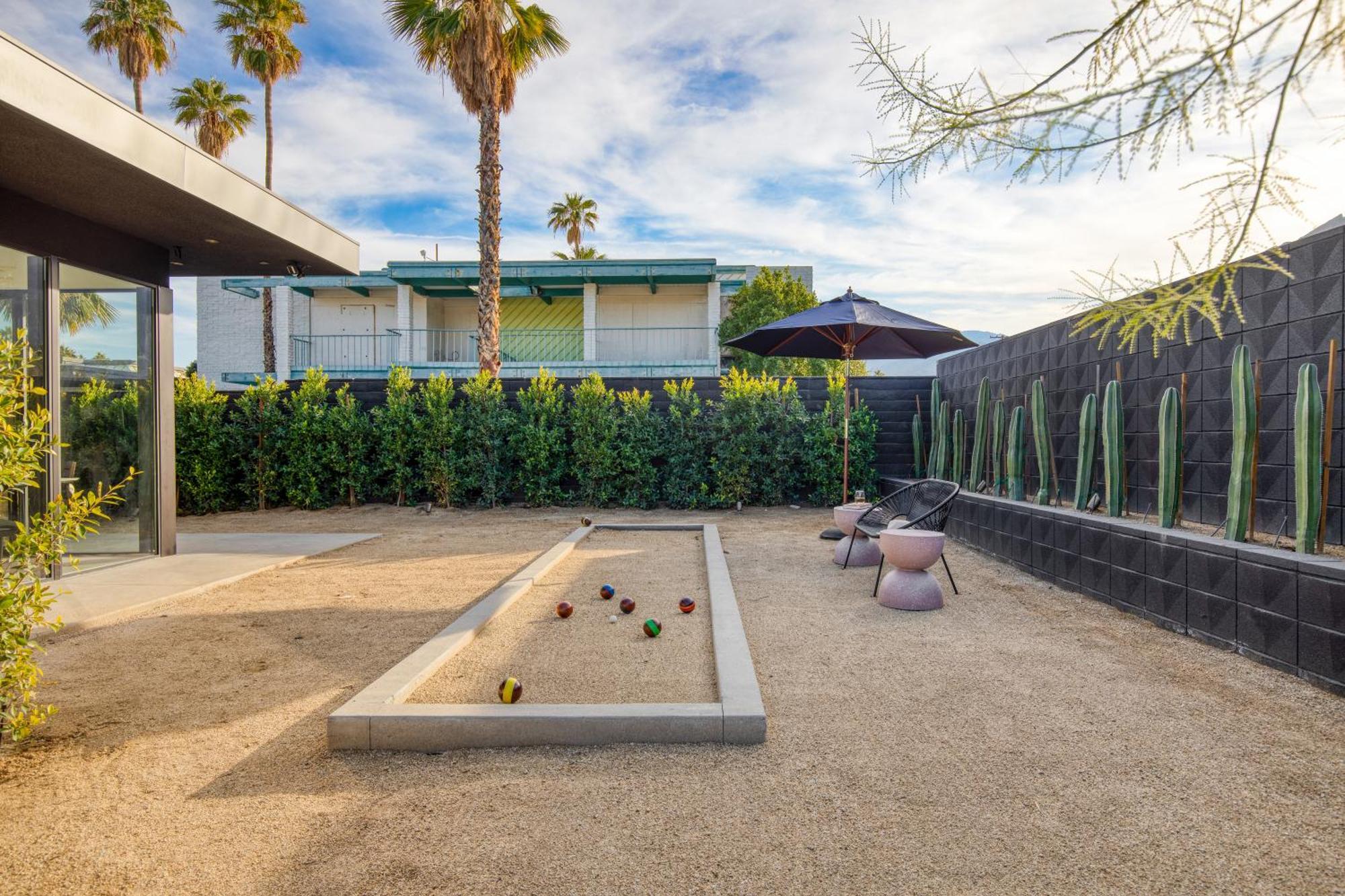 Blackhaus By Avantstay Ada Modern Rooms, Pool & Bbq Hotel Palm Springs