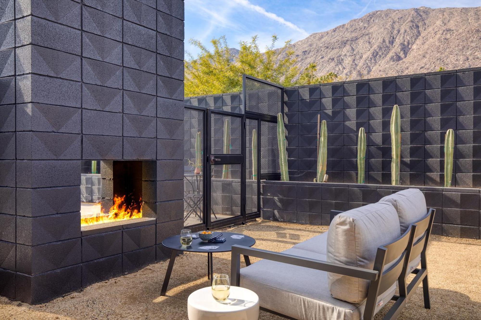 Blackhaus By Avantstay Ada Modern Rooms, Pool & Bbq Hotel Palm Springs