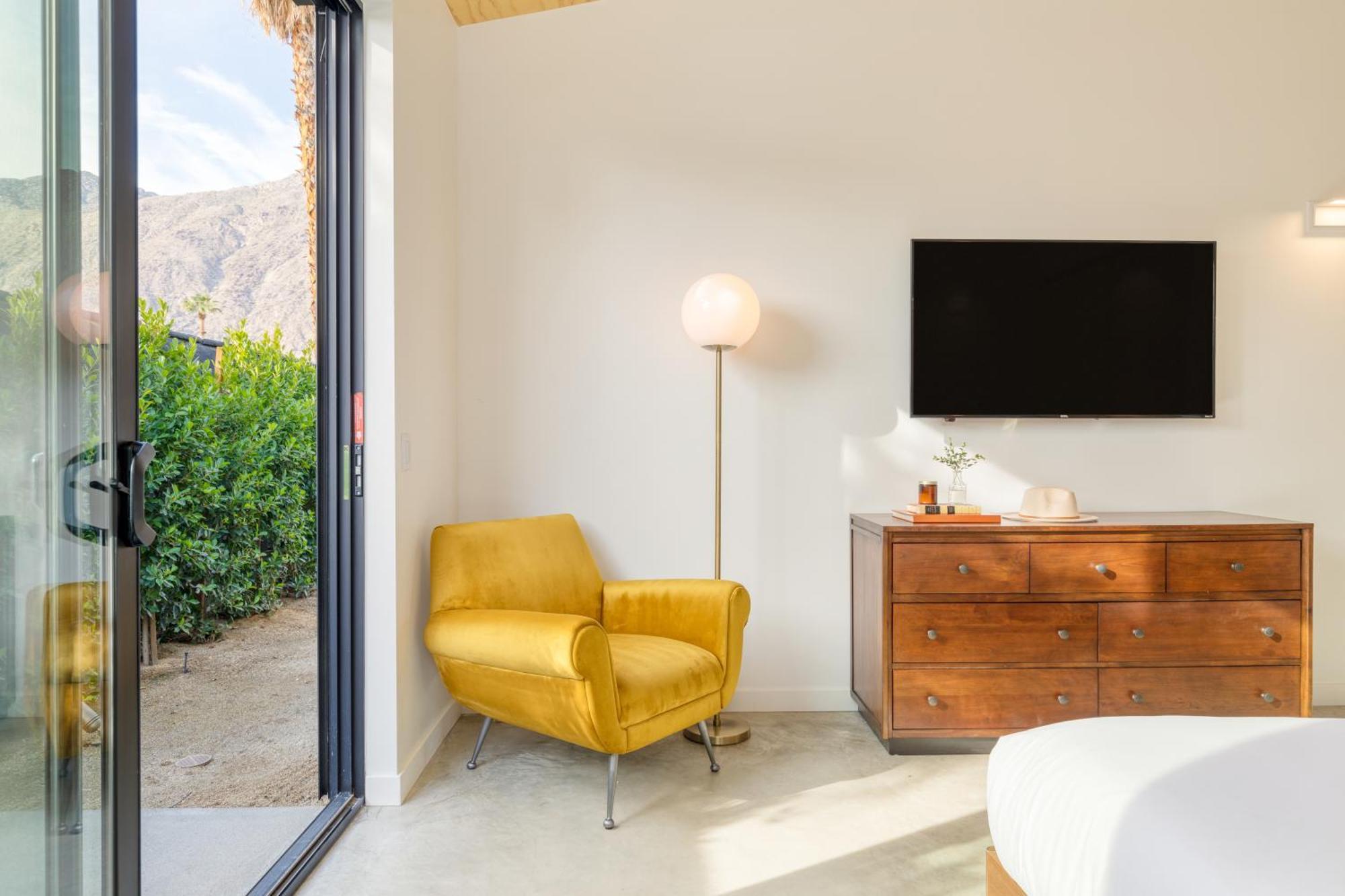 Blackhaus By Avantstay Ada Modern Rooms, Pool & Bbq Palm Springs