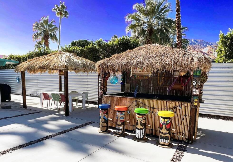 Retro A Go Go House * Palm Springs