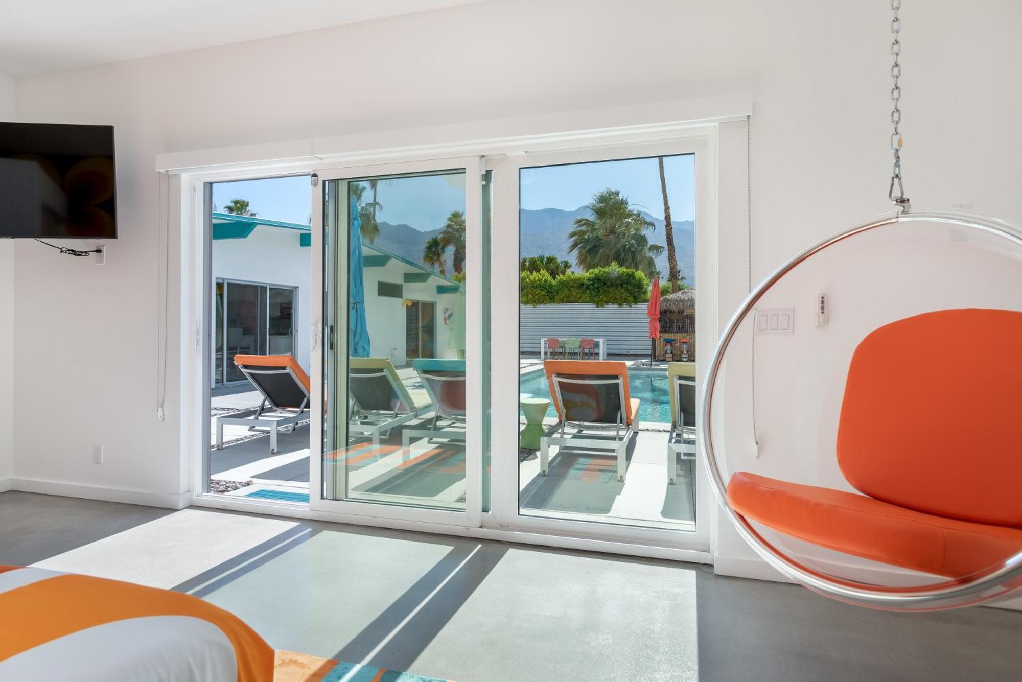 Holiday home Retro A Go Go House