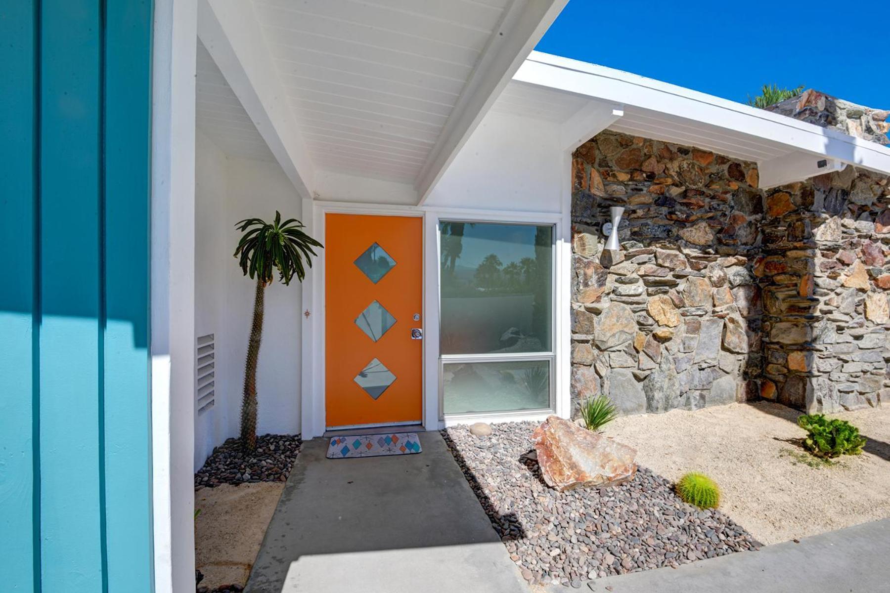 Holiday home Retro A Go Go House *