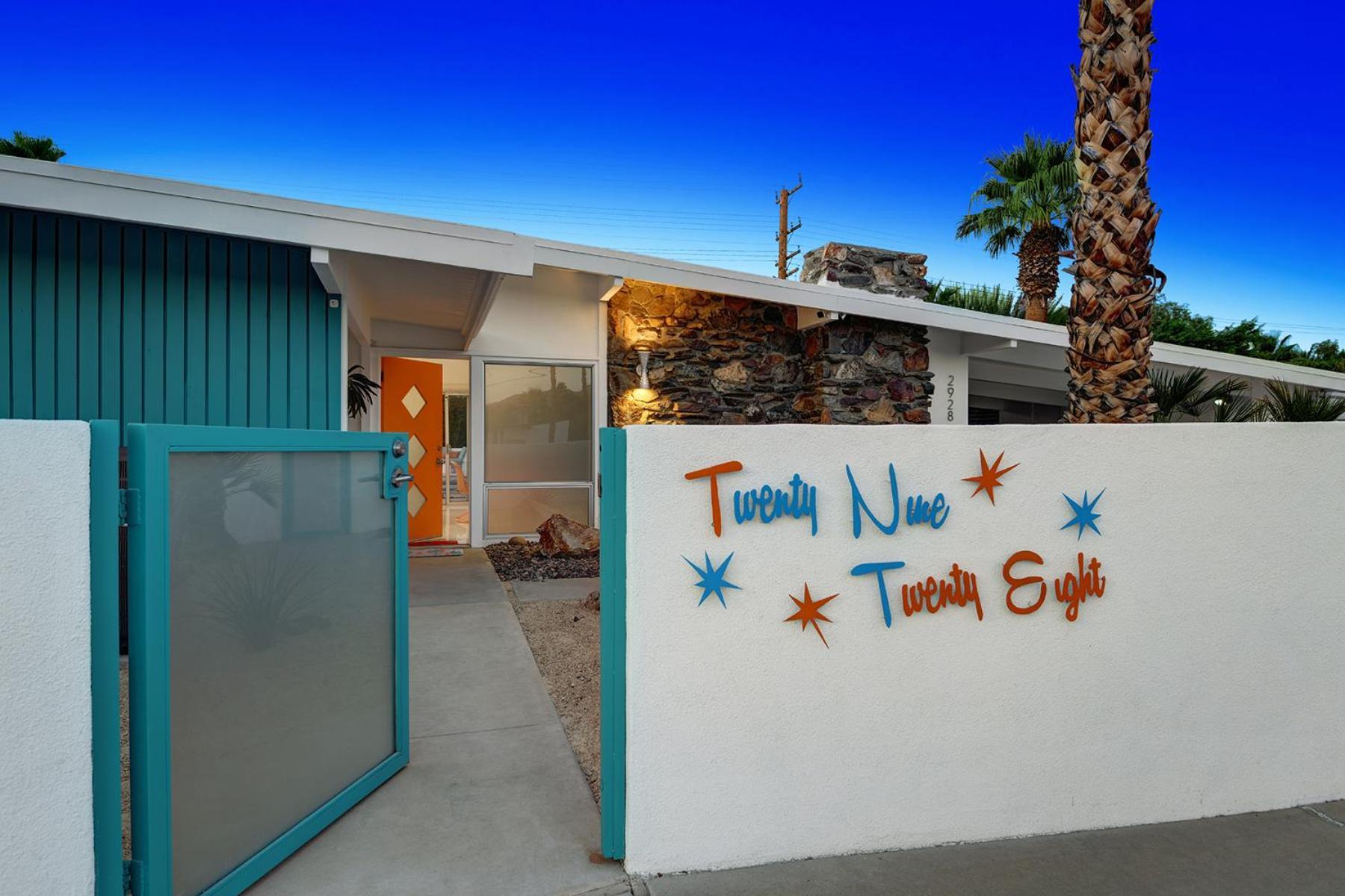 Holiday home Retro A Go Go House Palm Springs