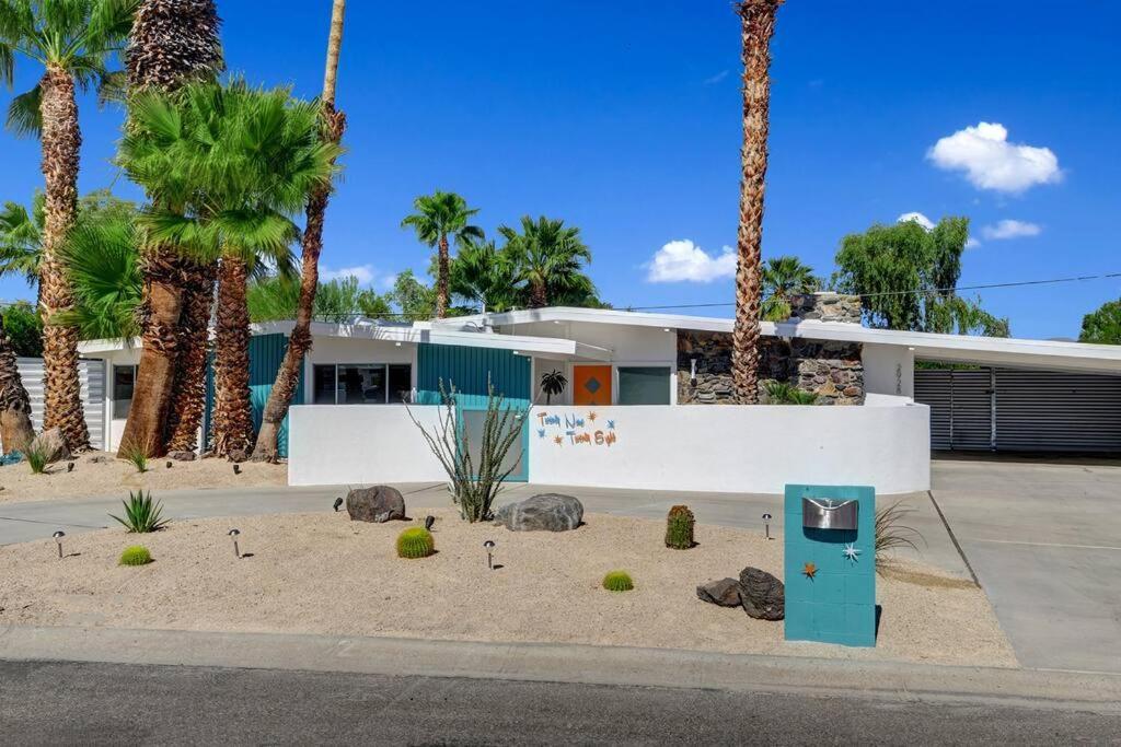 Holiday home Retro A Go Go House *