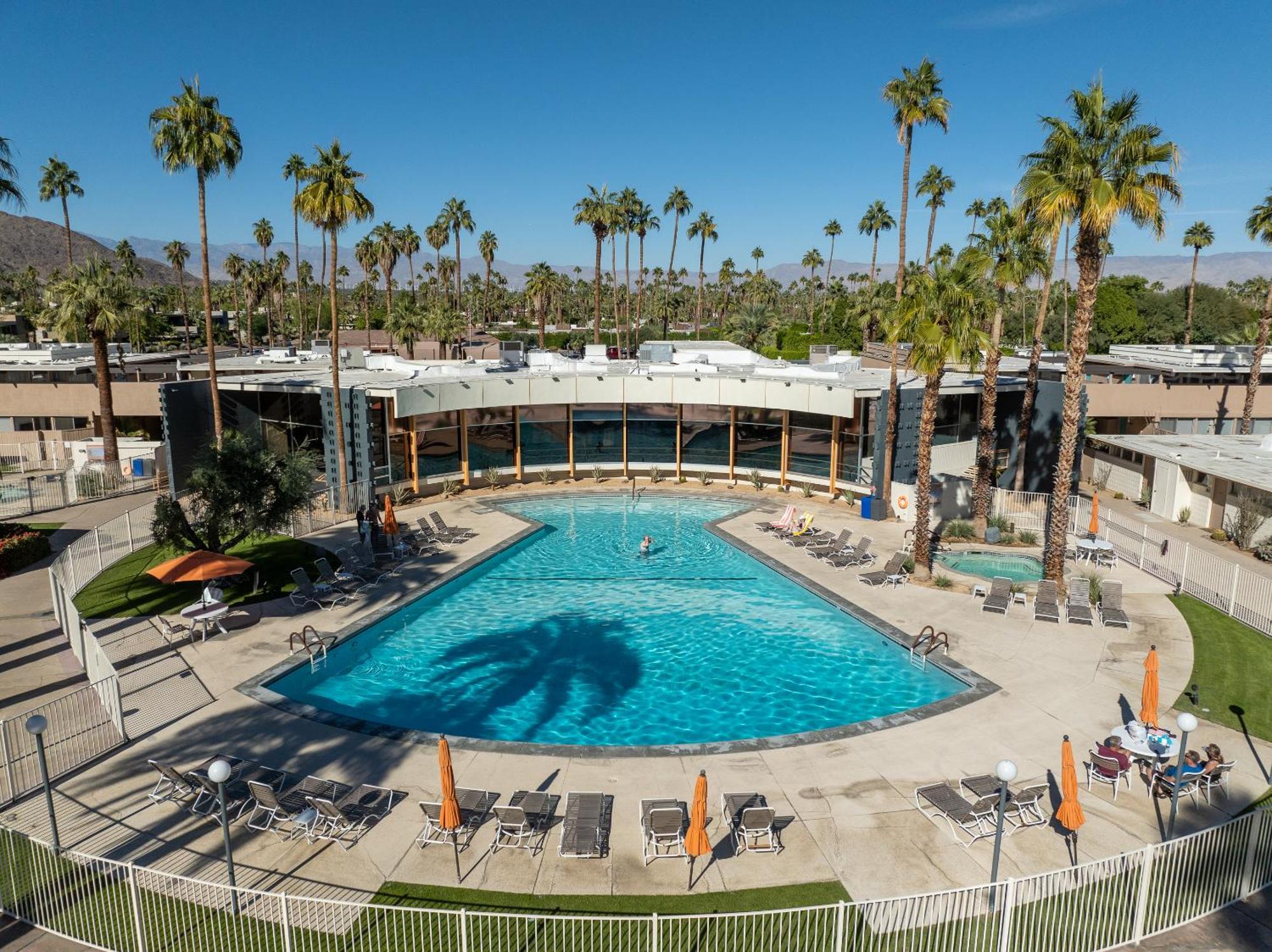 Mod At Ocotillo By Acme House Company Apartment