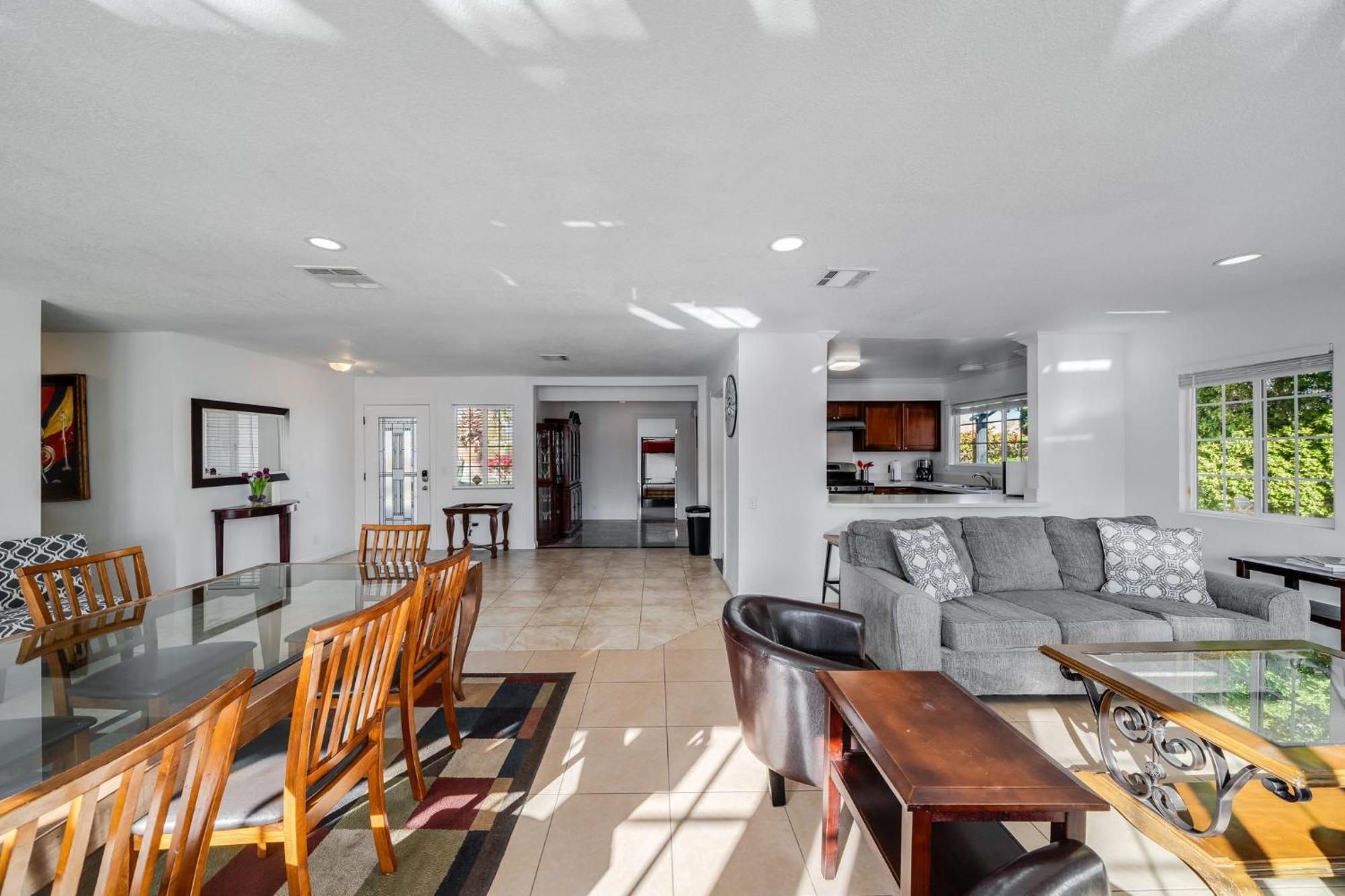 Holiday home Navigate Hoops And Hues Hideaway Palm Springs
