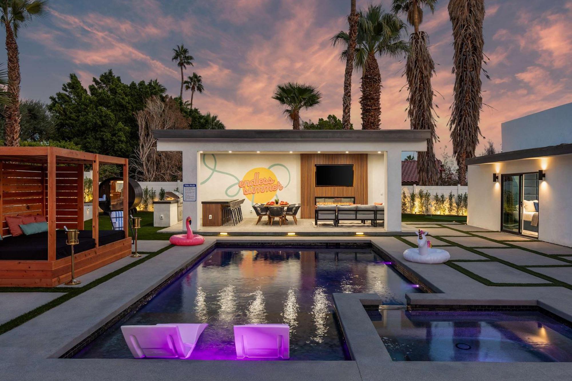 Sauna-bbq-golf-heatedpool * Palm Springs