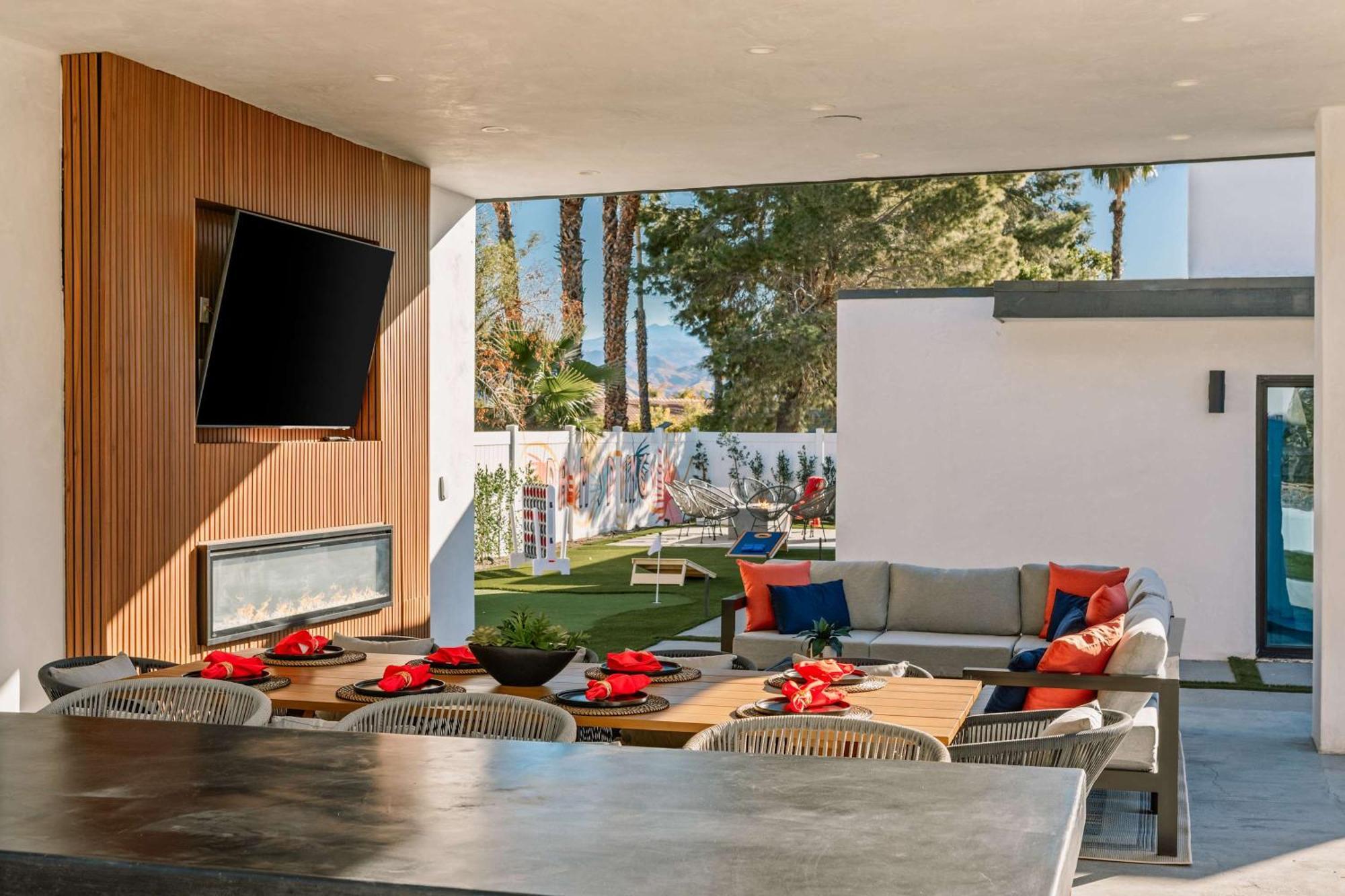 Sauna-bbq-golf-heatedpool Holiday home Palm Springs