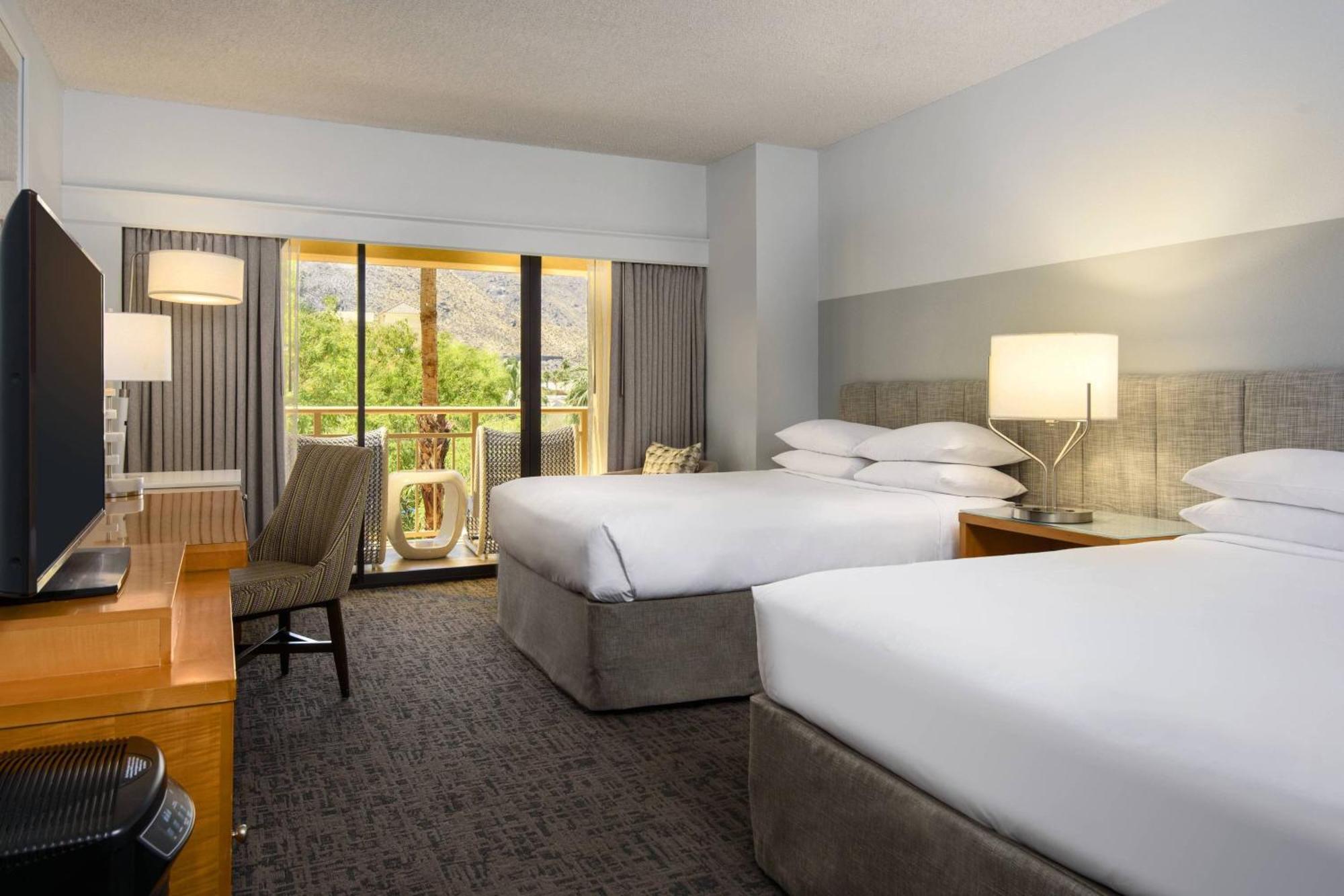 Renaissance 4* Palm Springs