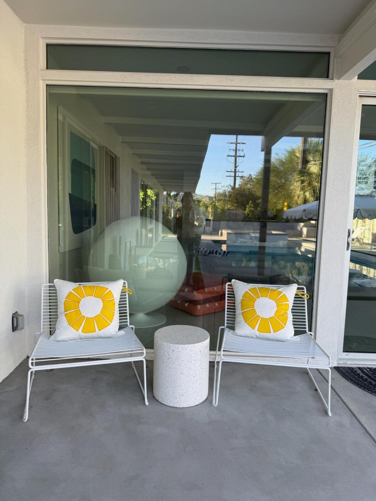 Villa Aerhaus - Mid-century Oasis
