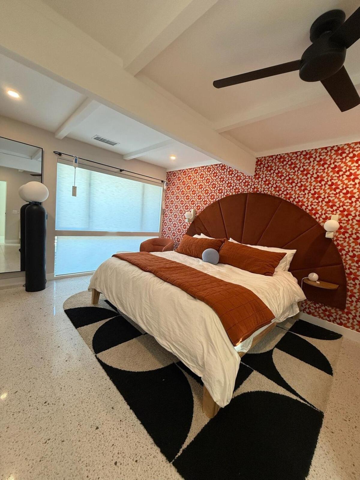 Villa Aerhaus - Mid-century Oasis *