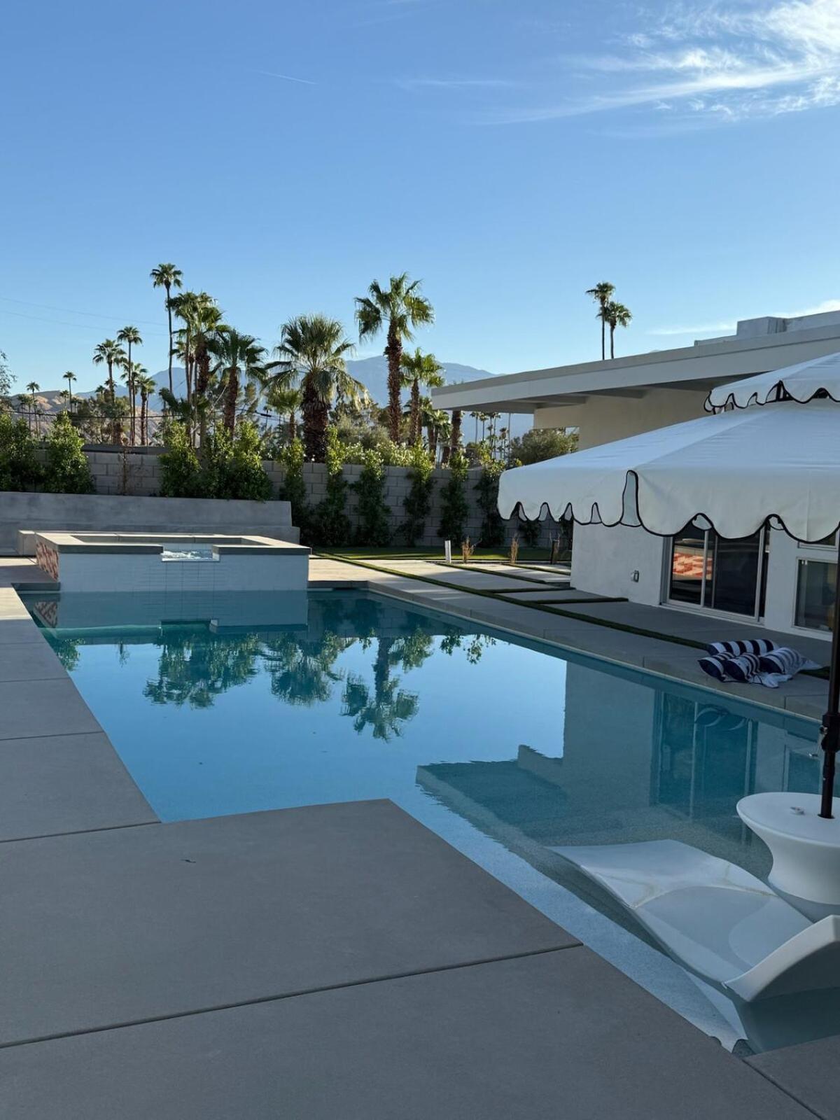 Aerhaus - Mid-century Oasis Villa Palm Springs