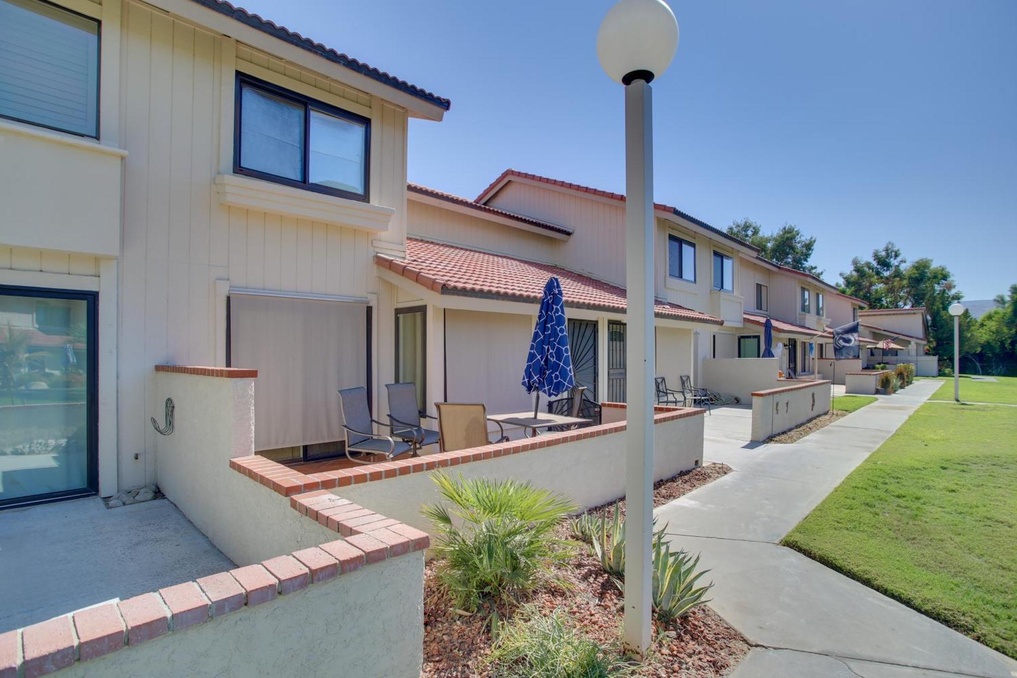 Townhome With Pool Access, Near Dtwn Palm Springs! Holiday home Palm Springs