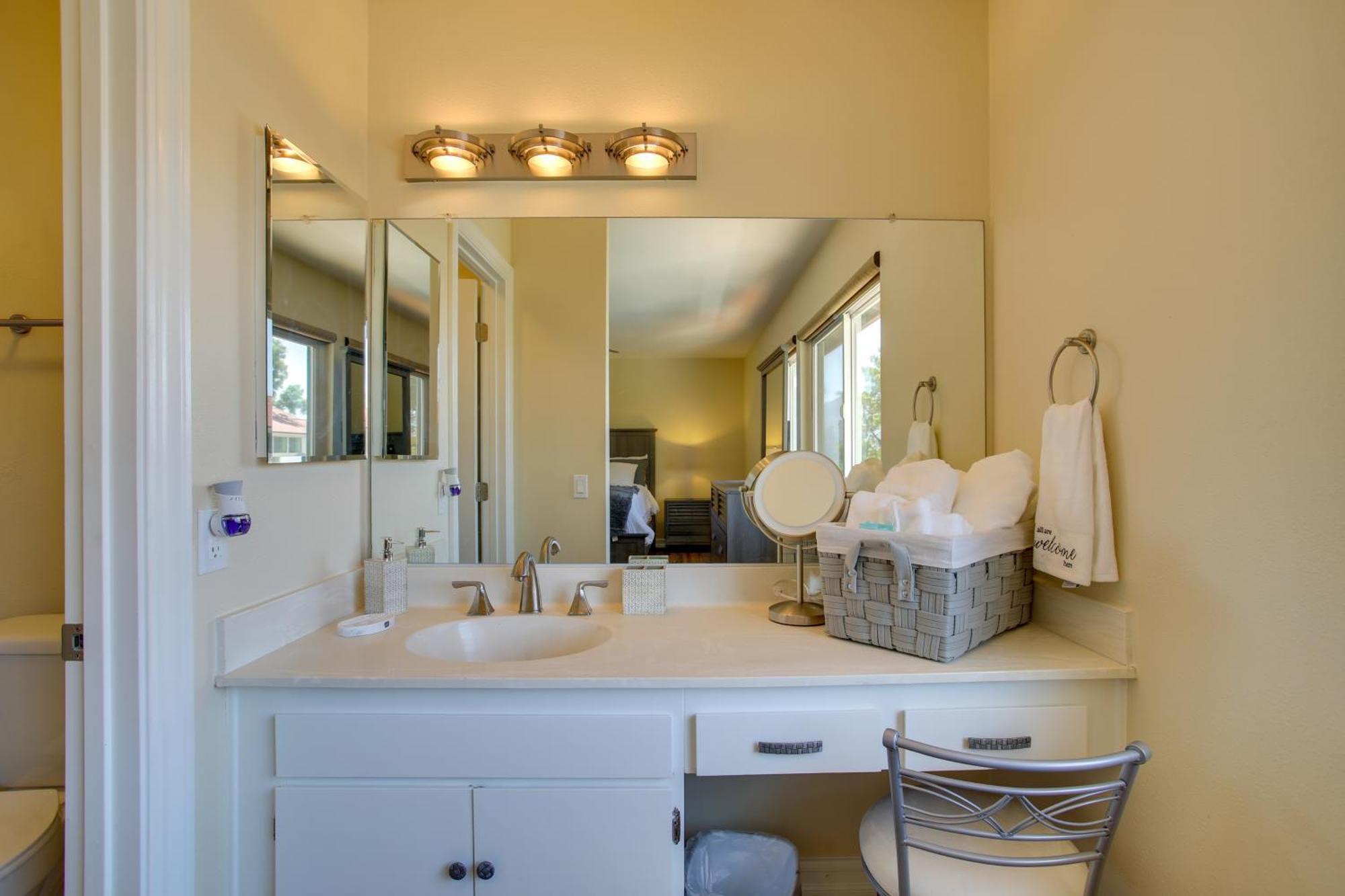 Holiday home Townhome With Pool Access, Near Dtwn Palm Springs! Palm Springs
