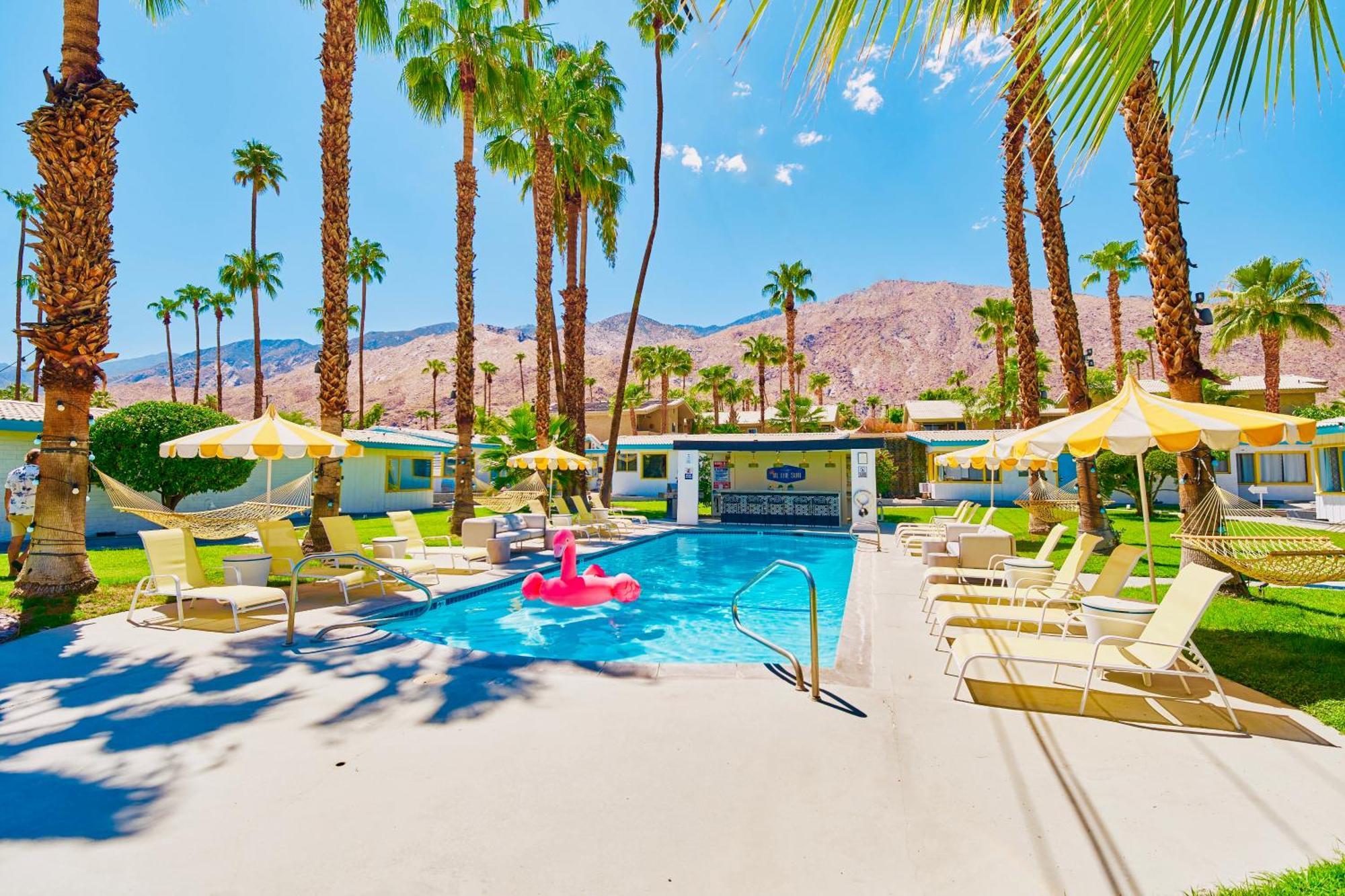 Hotel A Place In The Sun: Adults-only Midcentury Boutique With Heated Pool 4*