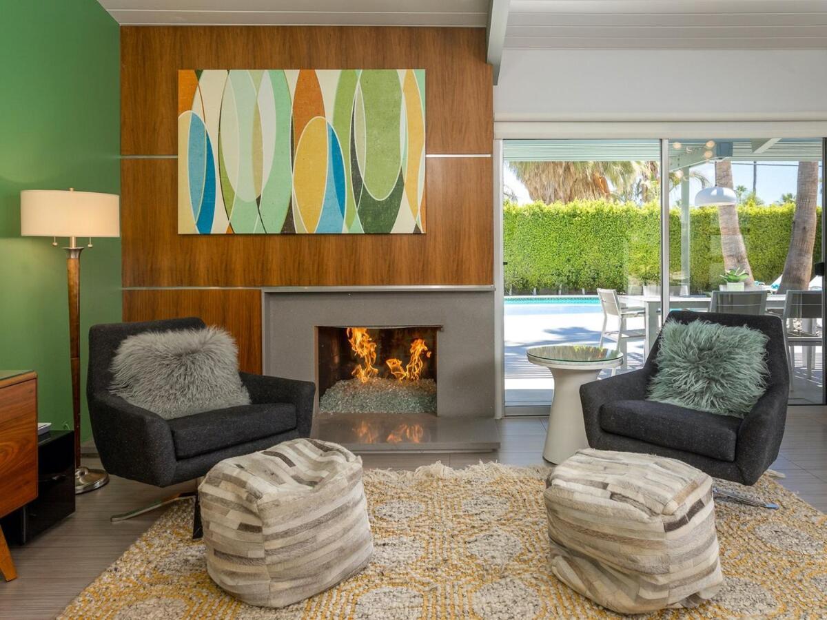 Villa Shaken Not Stirred In Sunrise Park By Acme House Company