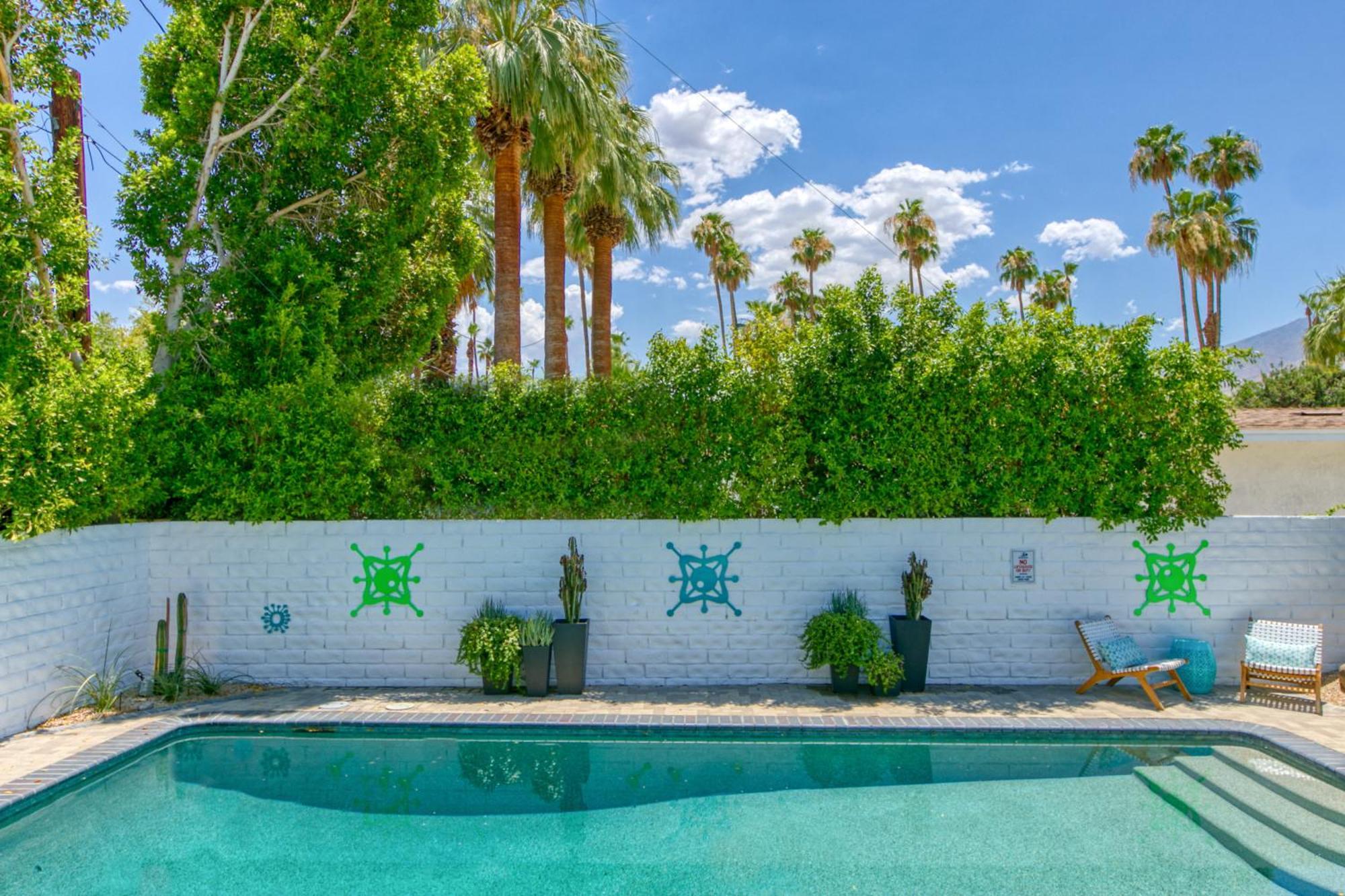 K0014 - Luxury Deepwell Stunner * Palm Springs