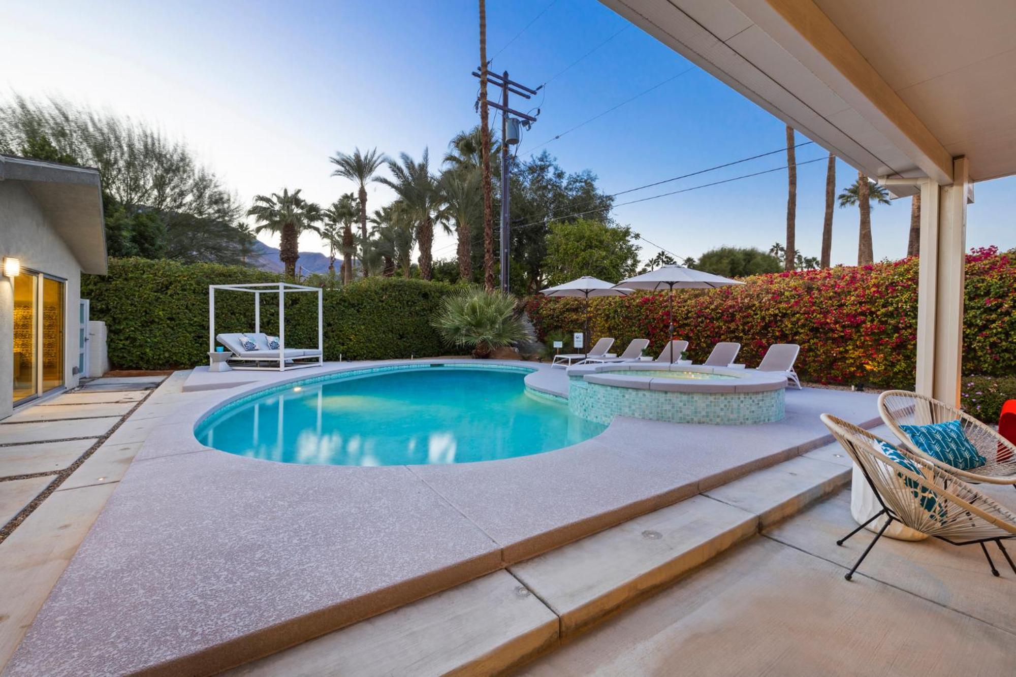 K0013 - Bon Vivant Palms Holiday home