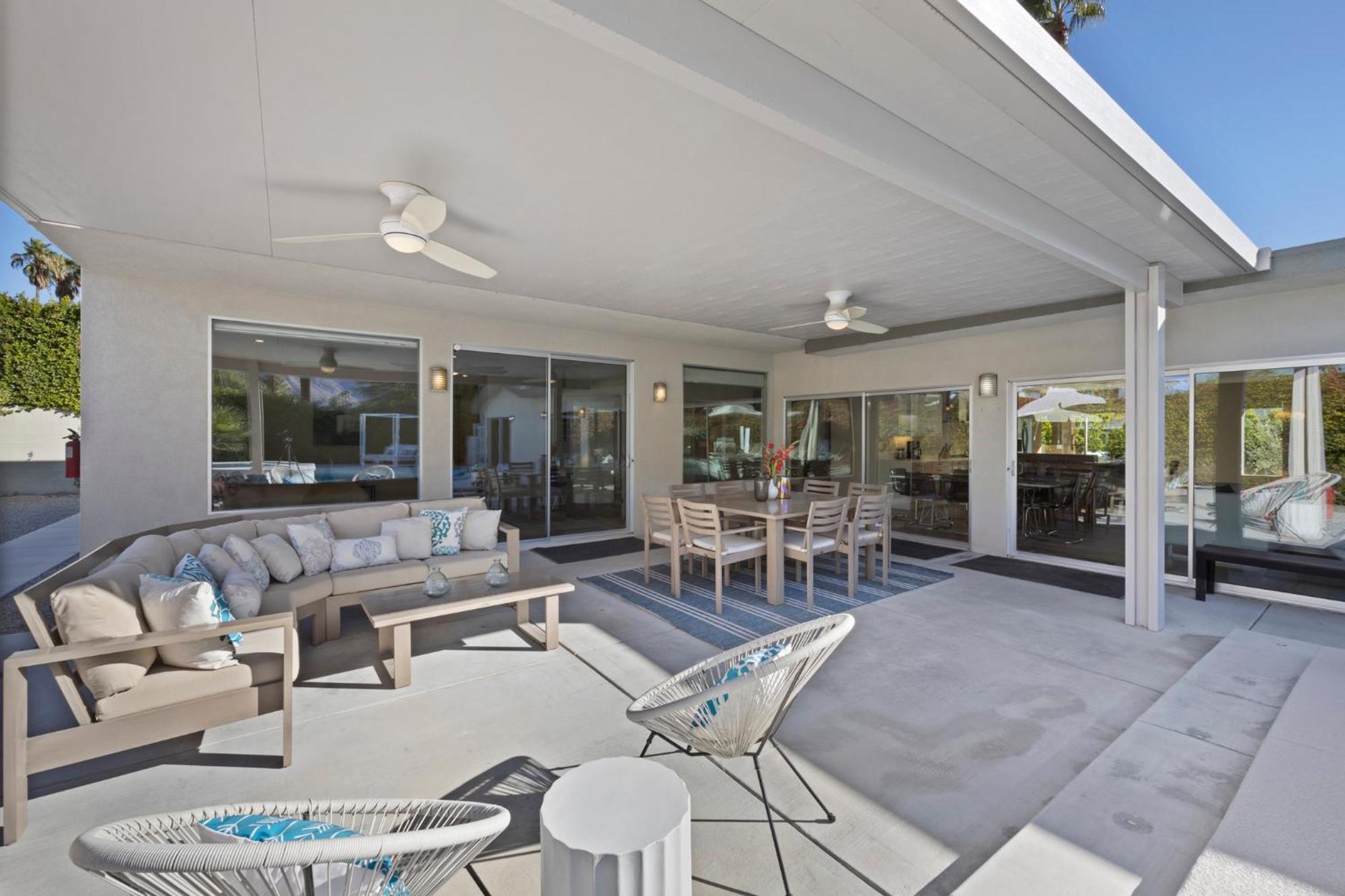 K0013 - Bon Vivant Palms Holiday home *