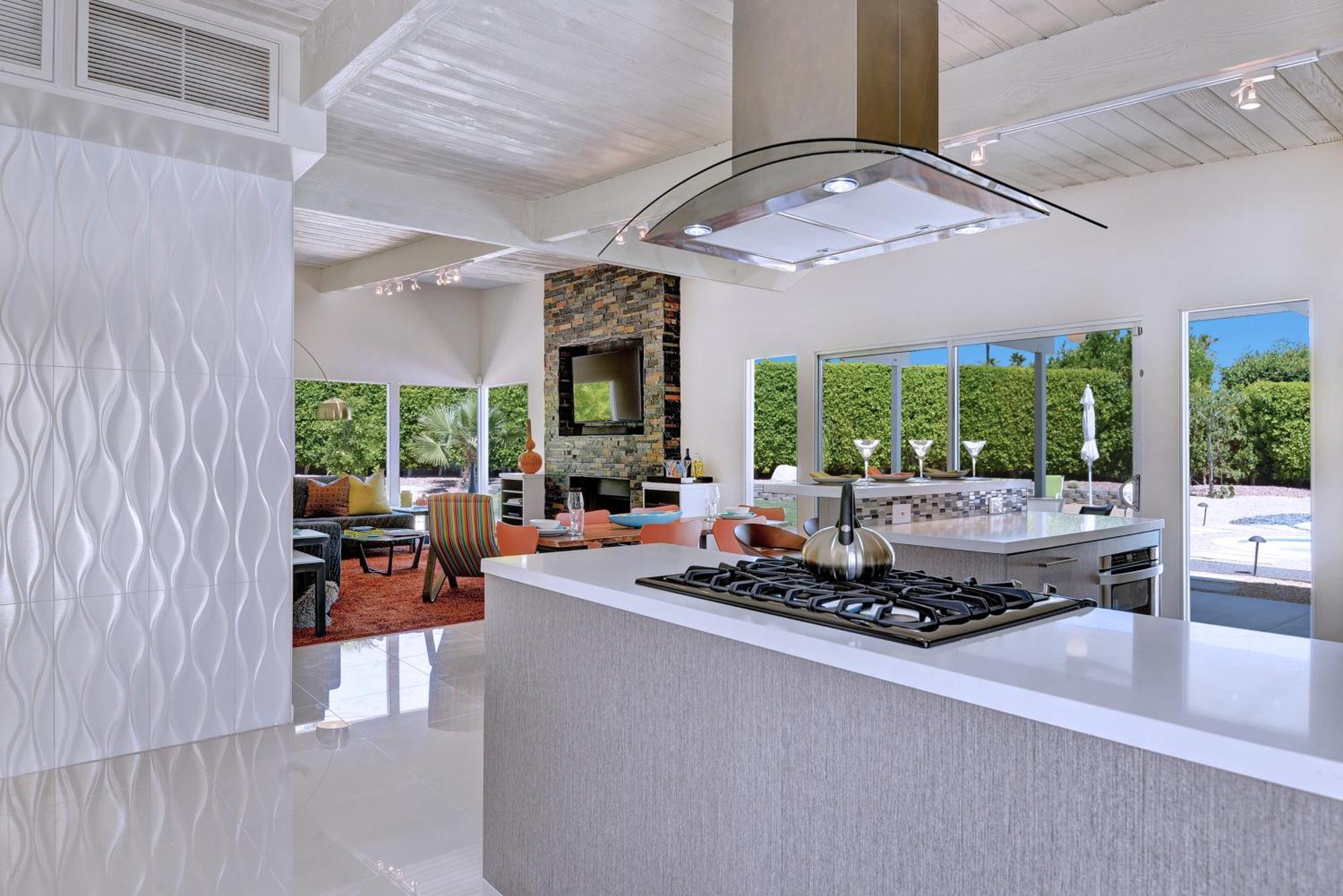 K0030 - Luxe Lounge Holiday home *