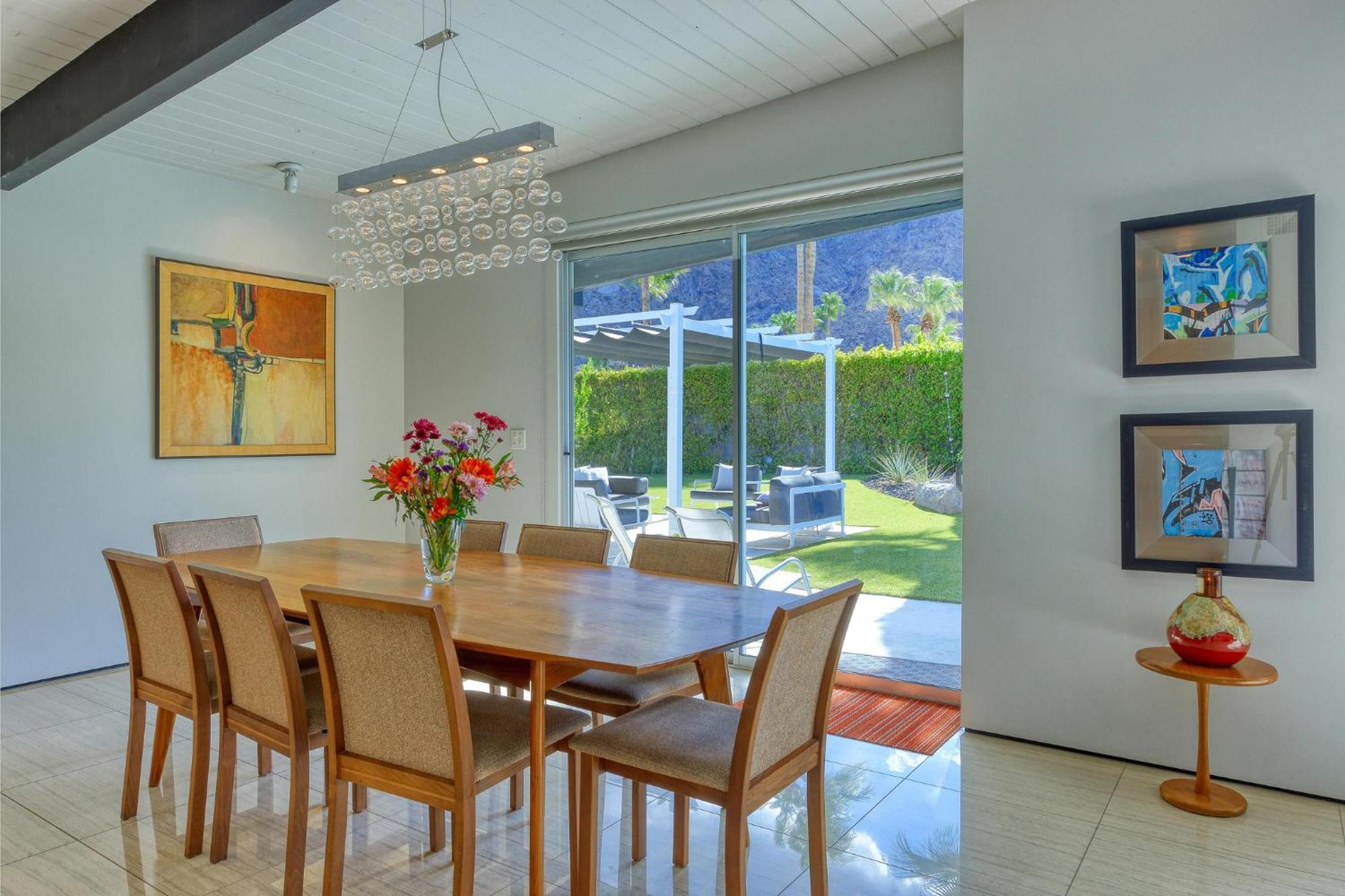 4br Midcentury Alexander In Vista Palmas *