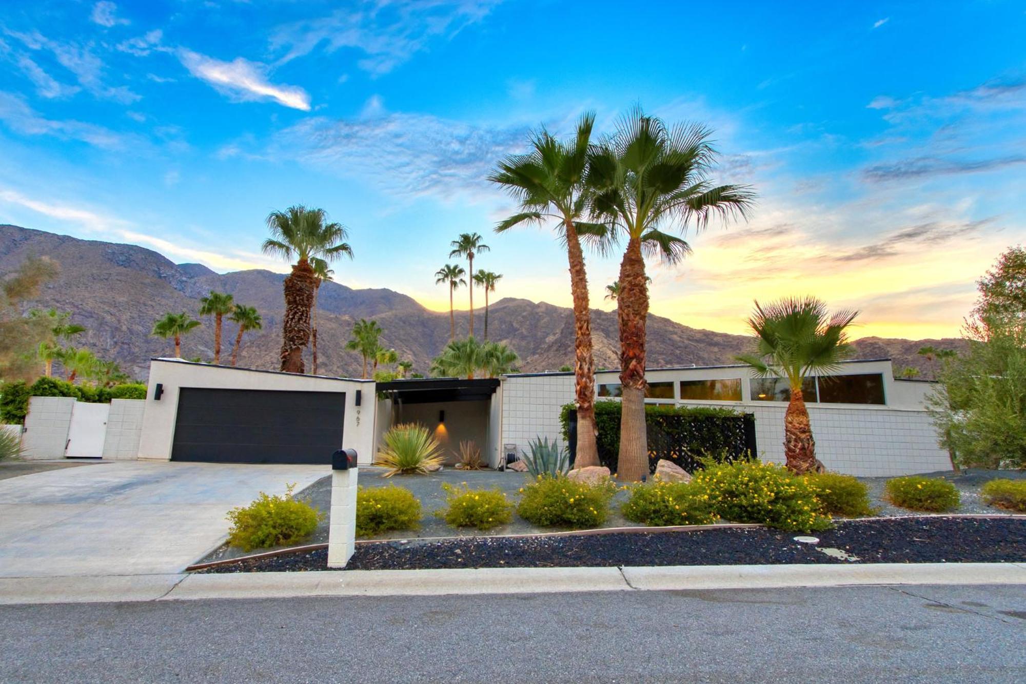 Holiday home 4br Midcentury Alexander In Vista Palmas