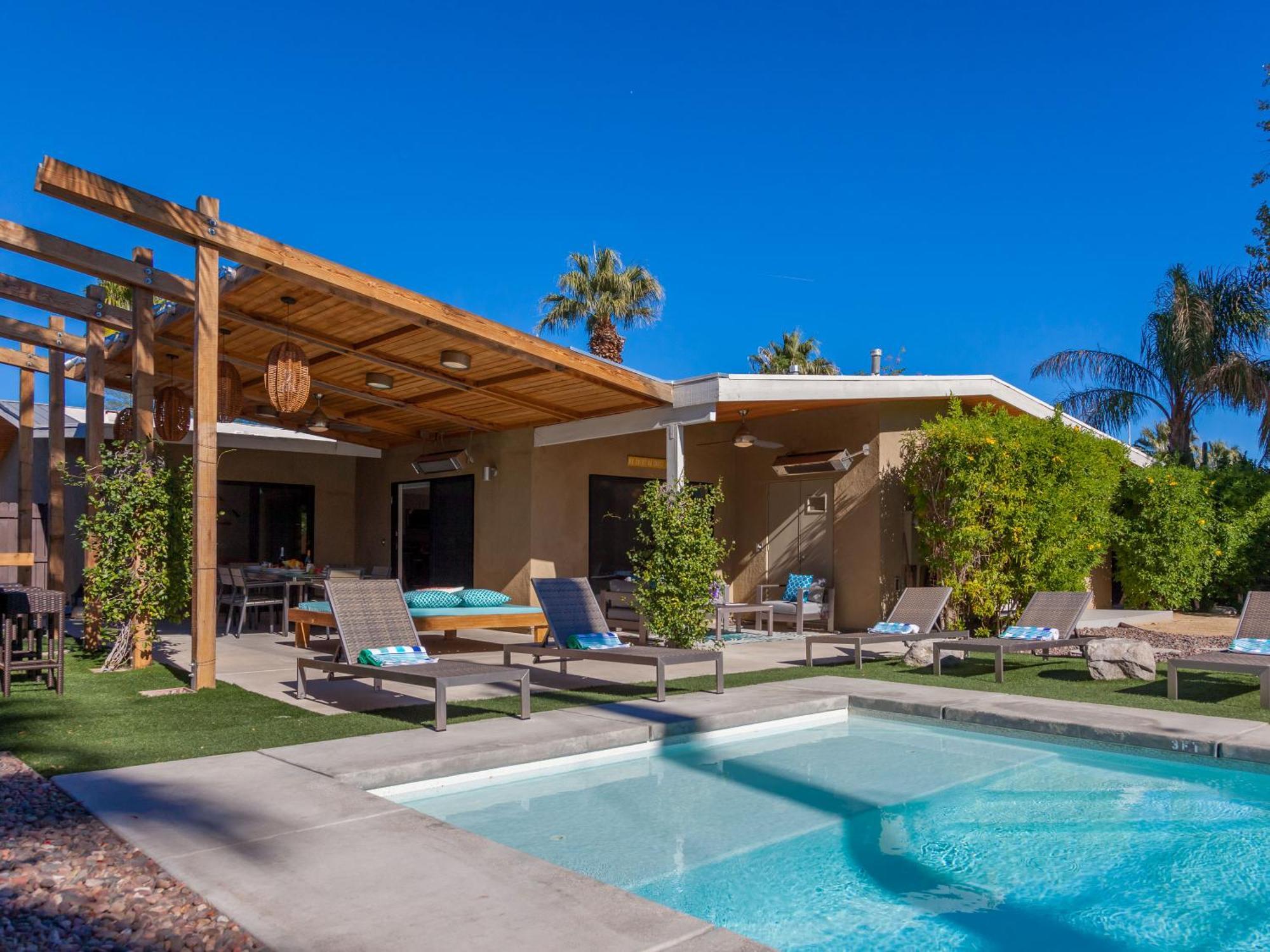 Villa Atomic Ranch Heaven By Acme House Company Palm Springs
