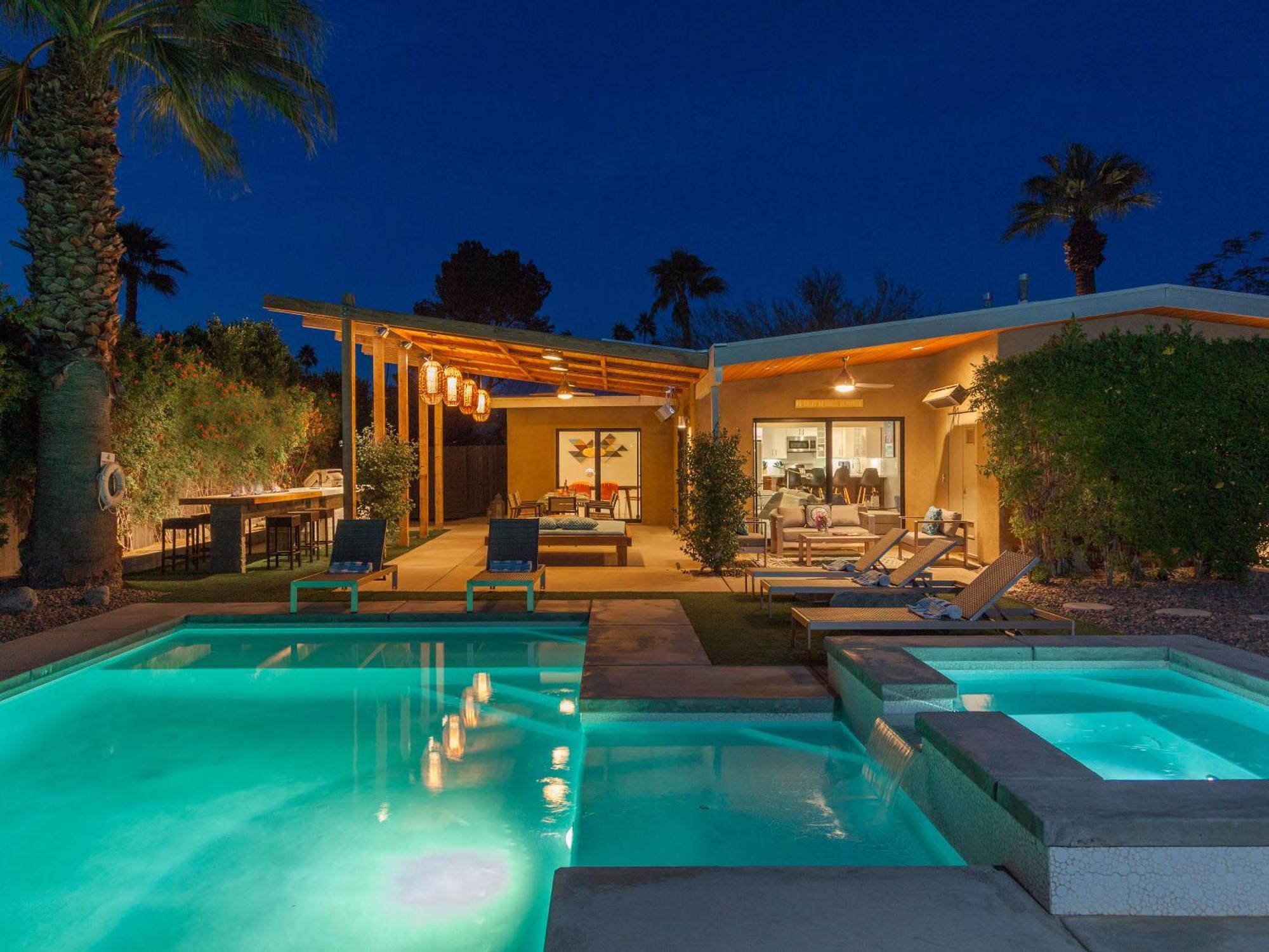 Atomic Ranch Heaven By Acme House Company Villa