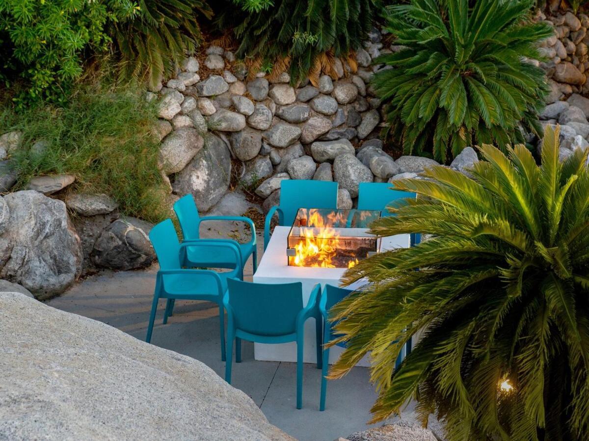 Villa Paradise Splash At Little Tuscany By Acme House Company *