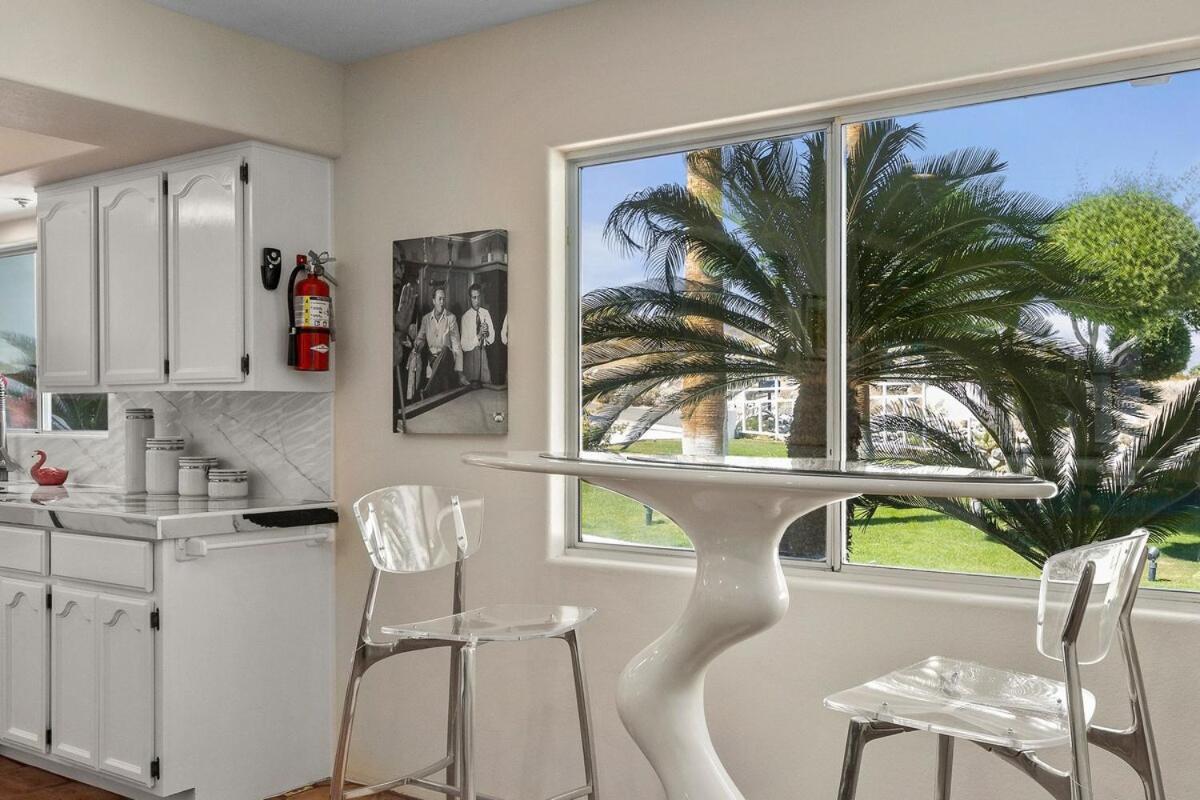 Paradise Splash At Little Tuscany By Acme House Company