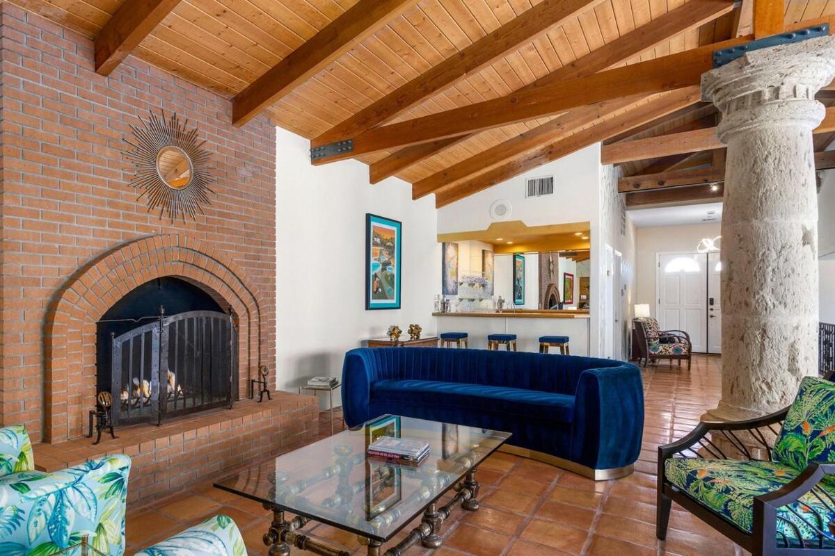 Villa Paradise Splash At Little Tuscany By Acme House Company *
