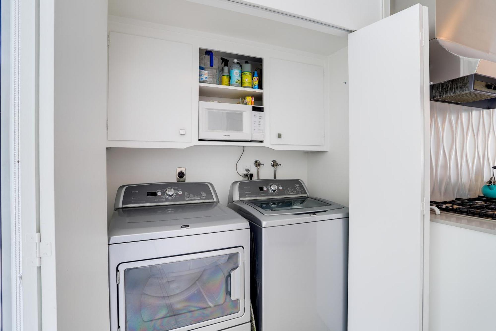 With Pool Access, Mountain Views!