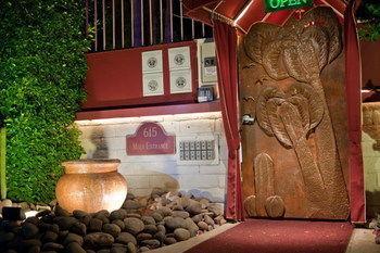 Hotel Desert Paradise - Gay Men's