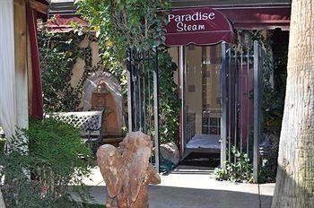 Hotel Desert Paradise - Gay Men's Palm Springs