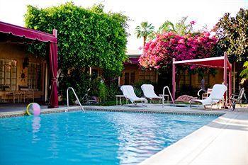 Desert Paradise - Gay Men's Hotel 2*