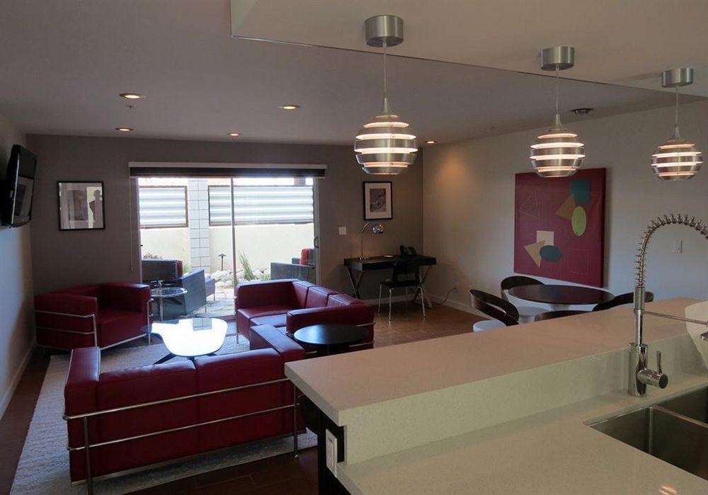 Hotel Random Haus 4*