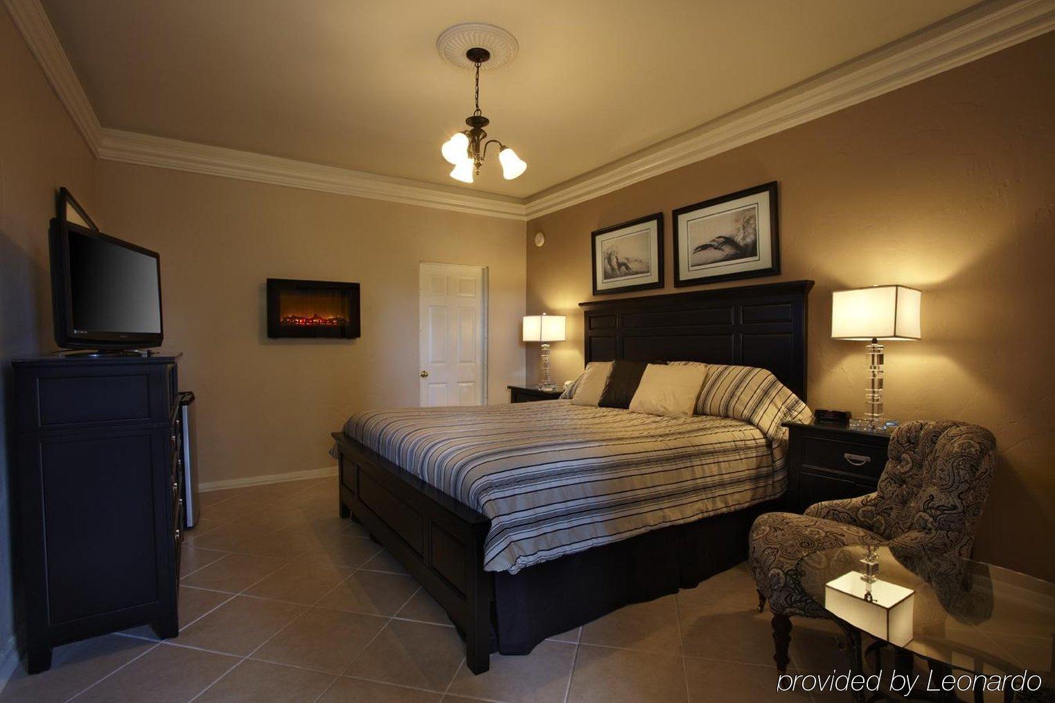 Hotel Ingleside Estate & Bungalows- Adults Only