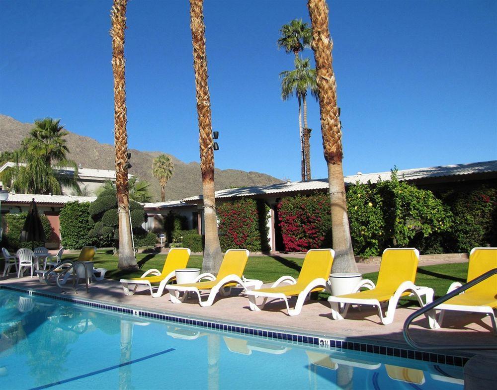 A Place In The Sun: Adults-only Midcentury Boutique With Heated Pool 4*