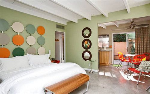 Resort Century Palm Springs A Gay Men'S Clothing Optional Resort