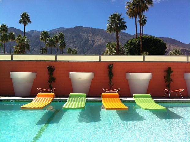 Century Palm Springs A Gay Men'S Clothing Optional Resort Resort