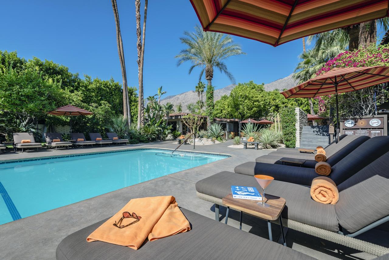 Santiago - Premier Gay Men's Palm Springs