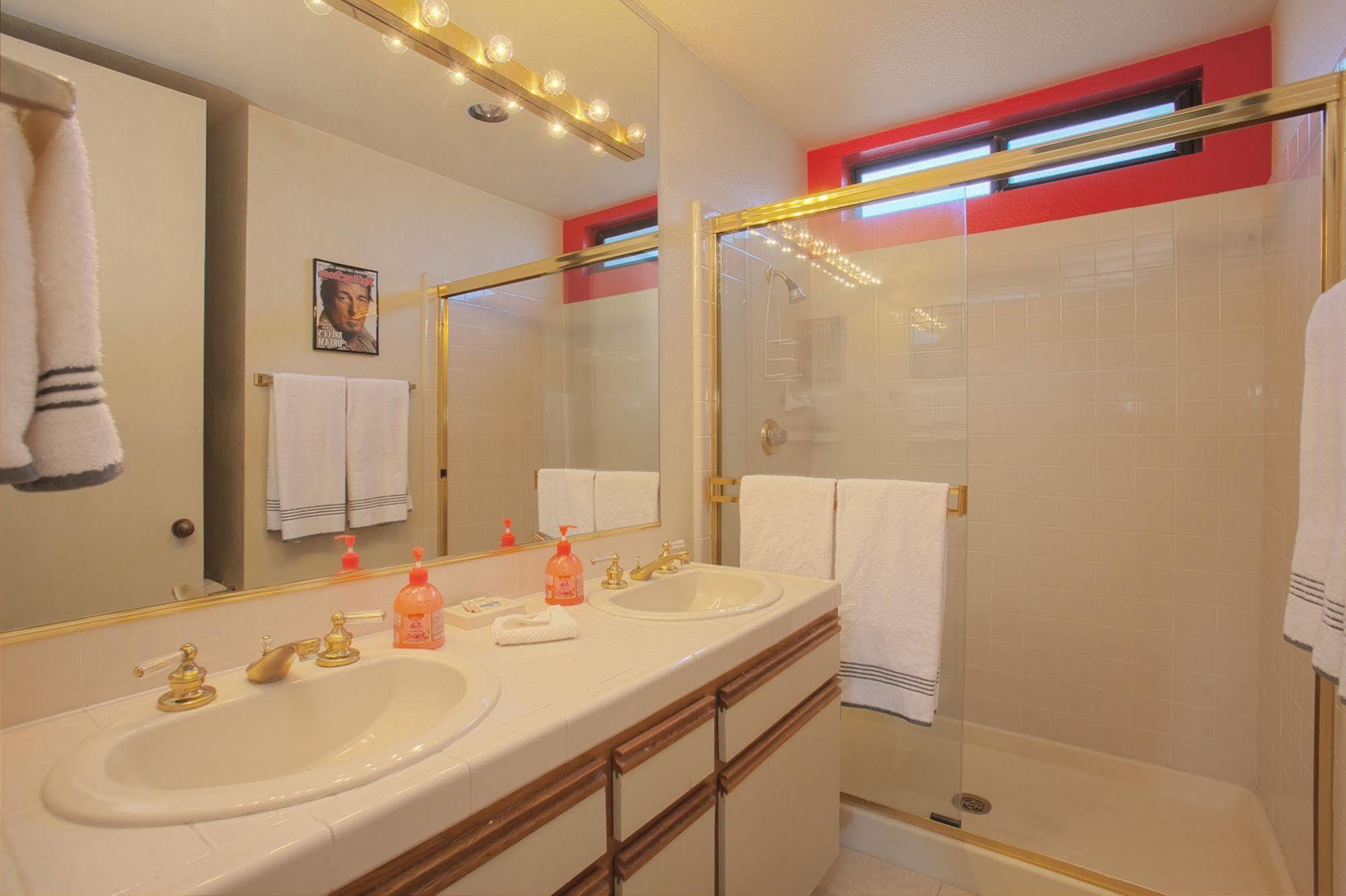 Desert Princess Country Club Apartment
