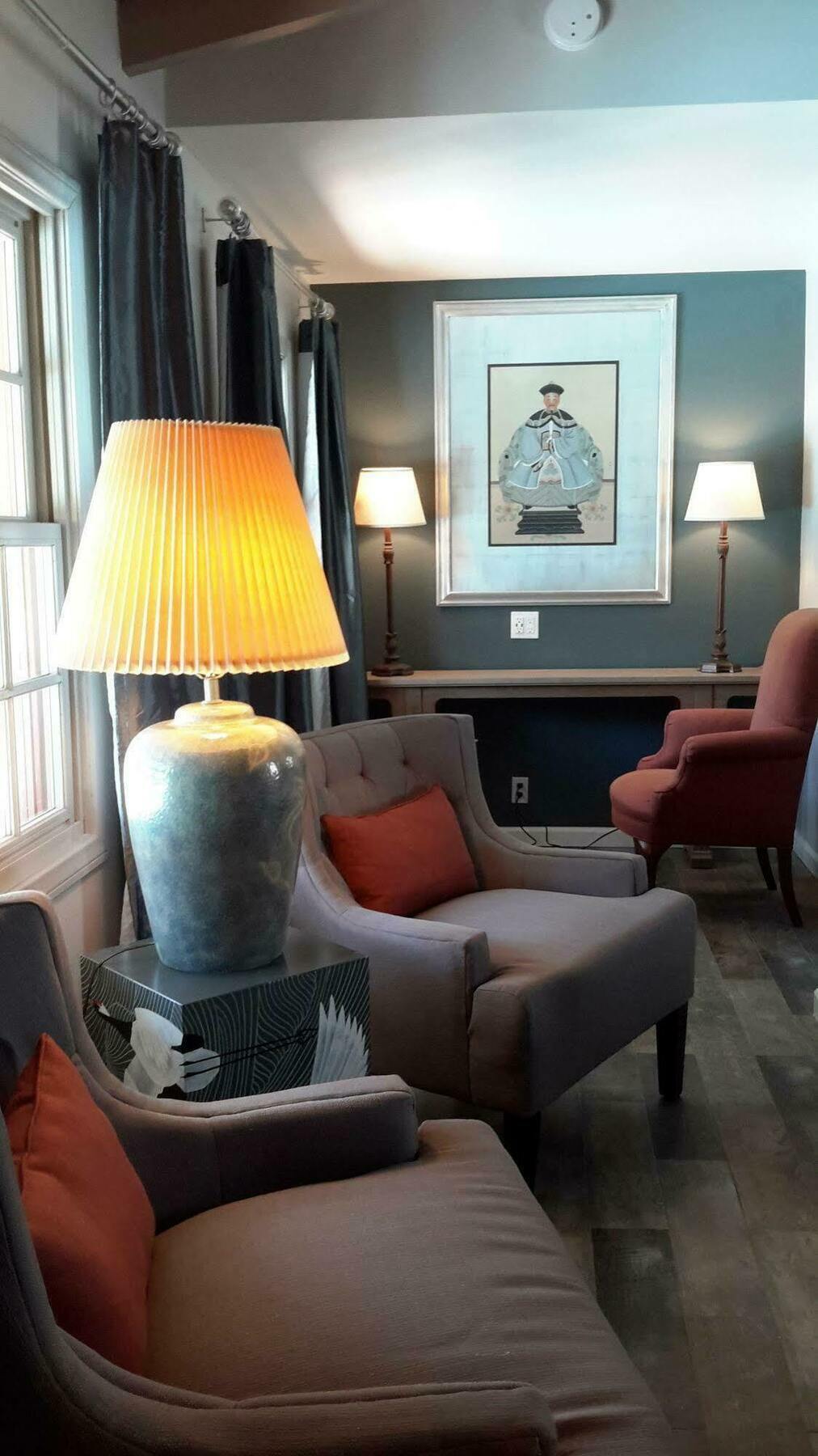 Hotel Dive 4*